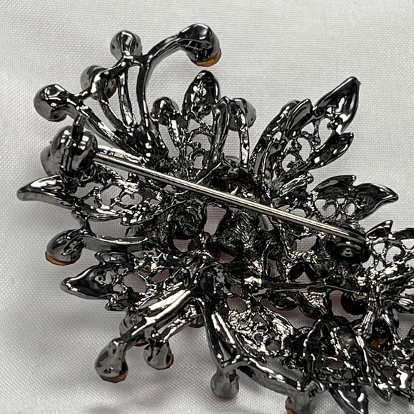 Vintage Ravoli Red Rhinestone Brooch.  3.5” - Picture 9 of 12